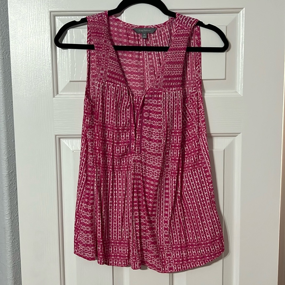 Daisy Fuentes Pink Shirt / Top